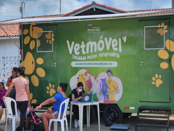 UNIDADE MÓVEL VETERINÁRIA EM BEBERIBE